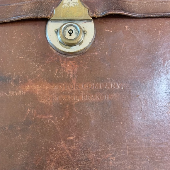 Vintage briefcase - Picture 2 of 16